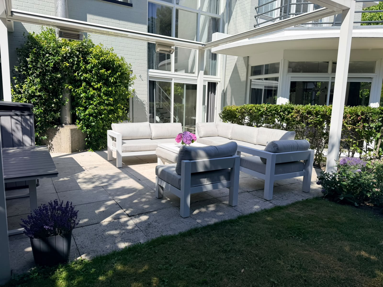 Private Garden Photo